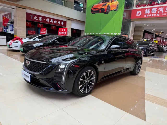 Cadillac CT5 — Фото автомобиля 3