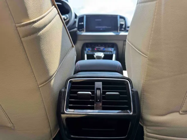 Skoda Karoq — Фото автомобиля 18