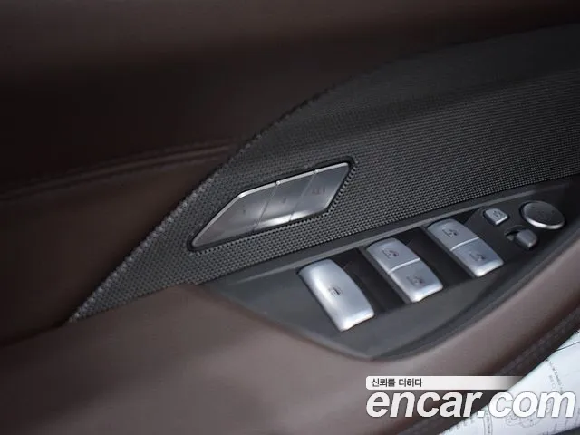 BMW 4 Series G22 — Фото автомобиля 11