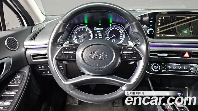 Hyundai Sonata Sonata (DN8) 2.0 LPG(Для проката) — Фото автомобиля 16