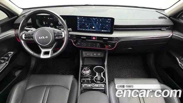 Kia K5 Generation 3 — Фото автомобиля 10
