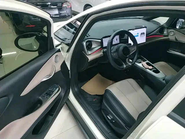 BYD Dolphin — Фото автомобиля 15