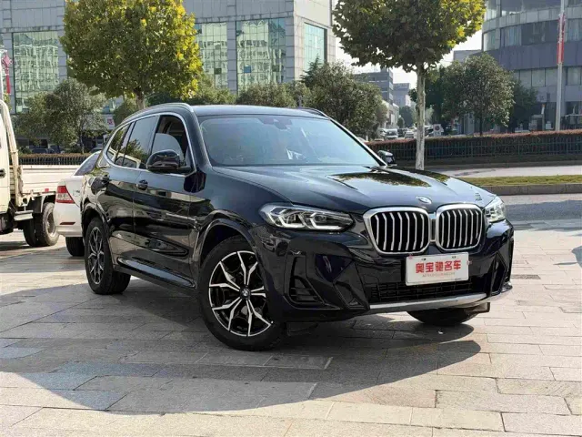 BMW X3 — Фото автомобиля 3