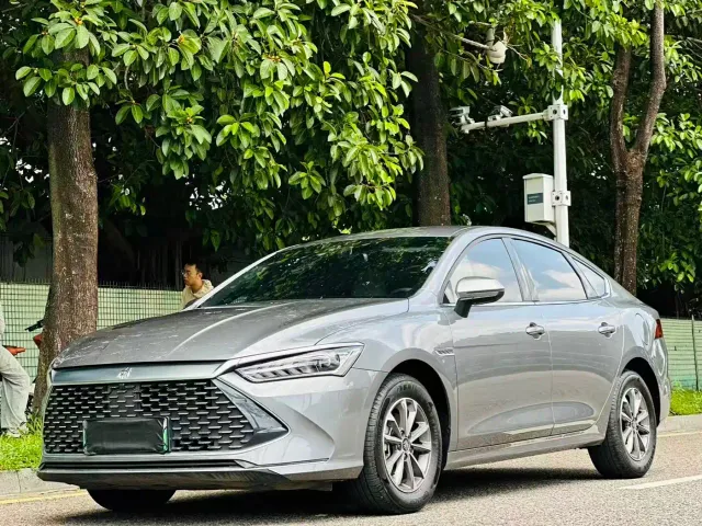 Фотография автомобиля — BYD Qin PLUS