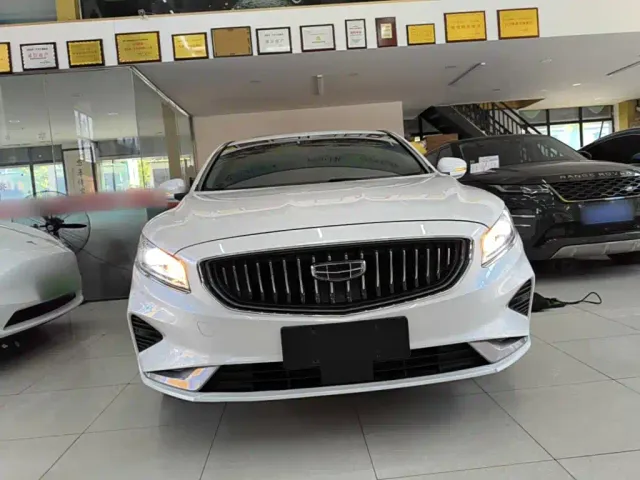 Geely Borui — Фото автомобиля 2