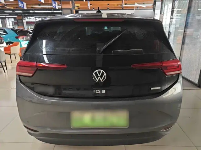 Volkswagen ID.3 — Фото автомобиля 5