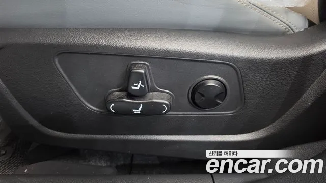 KGM Torres EVX — Фото автомобиля 30