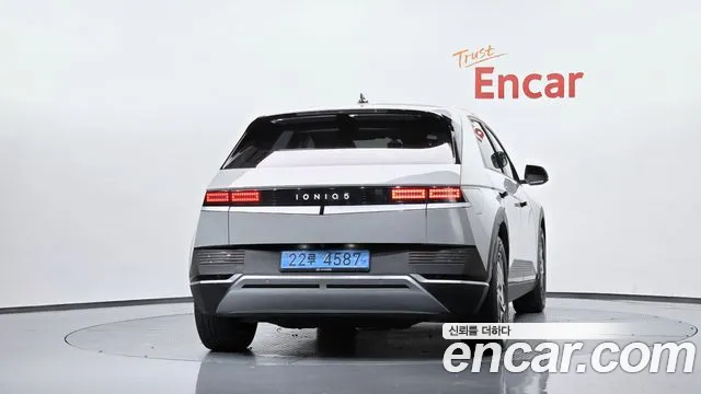Hyundai Ioniq 5 — Фото автомобиля 4