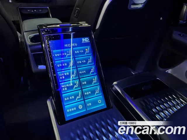 Kia Carnival Generation 4 — Фото автомобиля 16