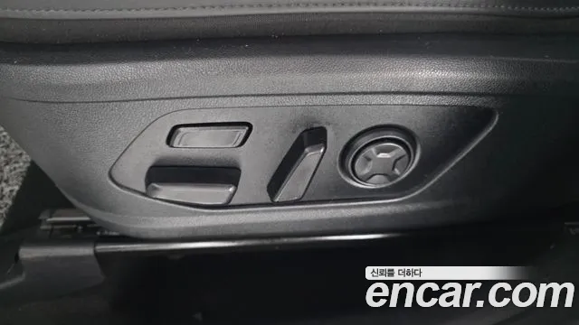 Kia Sorento Sorento 4-е поколение Бензин 2.5T 4WD — Фото автомобиля 26