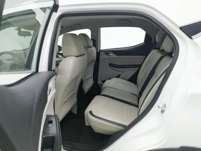 BYD Yuan Pro 2021 401KM Luxury Model — Фото автомобиля 15