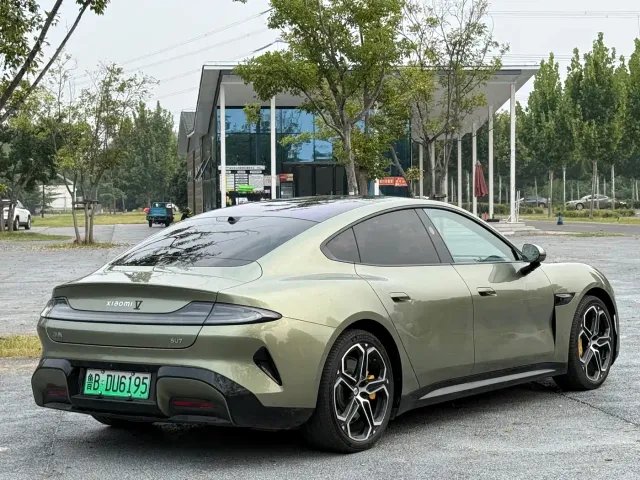 Xiaomi SU7 — Фото автомобиля 4