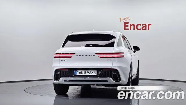 Genesis GV70 2.5T Бензин AWD — Фото автомобиля 3