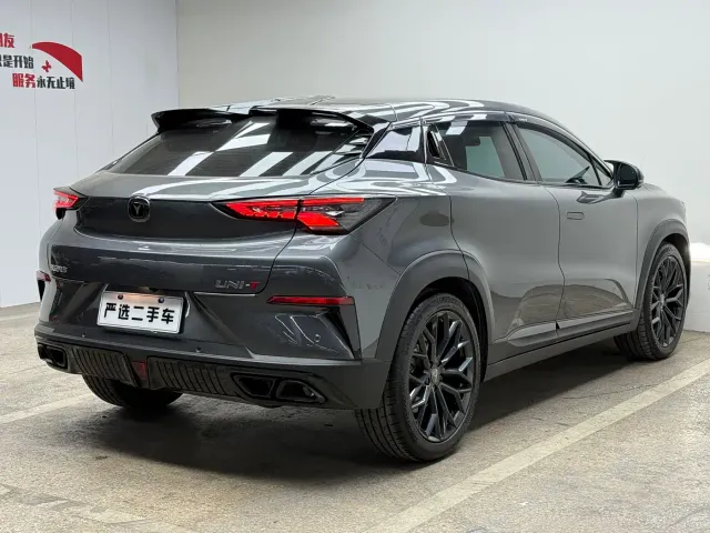 Changan UNI-T — Фото автомобиля 8