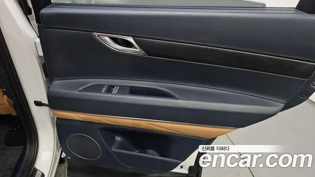 Genesis GV80 3.0 Дизель AWD — Фото автомобиля 25