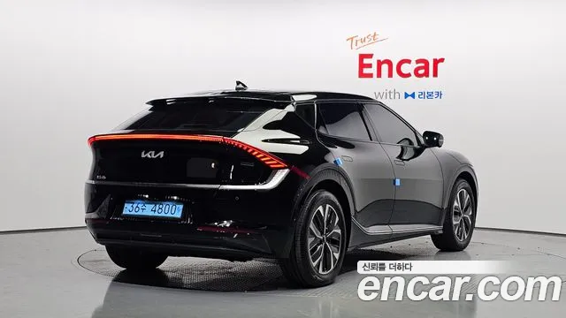 Kia EV6 — Фото автомобиля 2