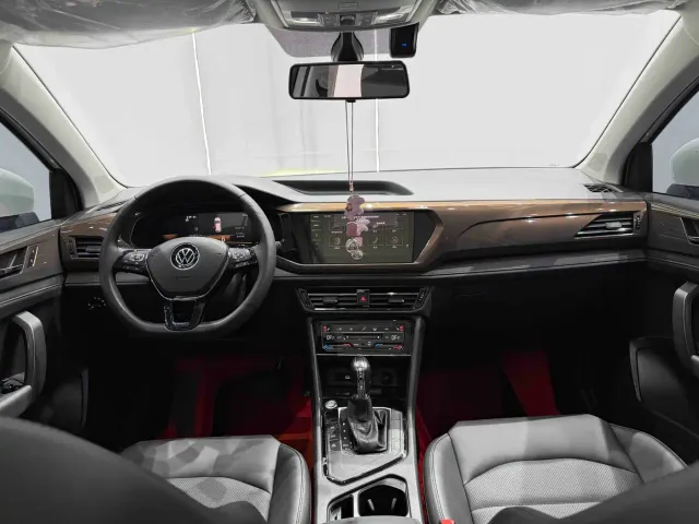 Volkswagen Tharu — Фото автомобиля 10
