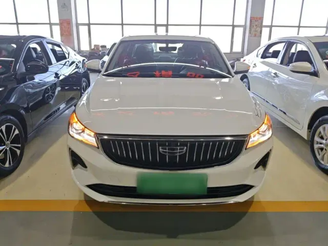 Geely Emgrand — Фото автомобиля 2