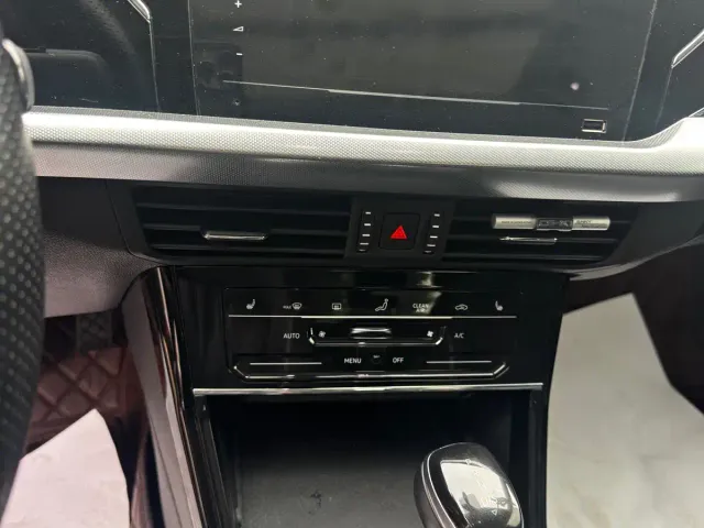 Volkswagen Passat — Фото автомобиля 17