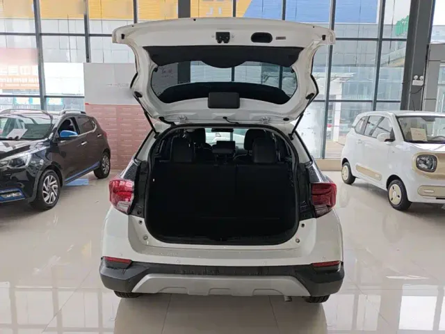Toyota YARiS L Zhi Xuan — Фото автомобиля 18
