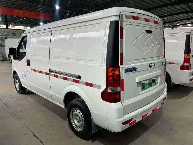 Ruichi New Energy EC35 — Фото автомобиля 7