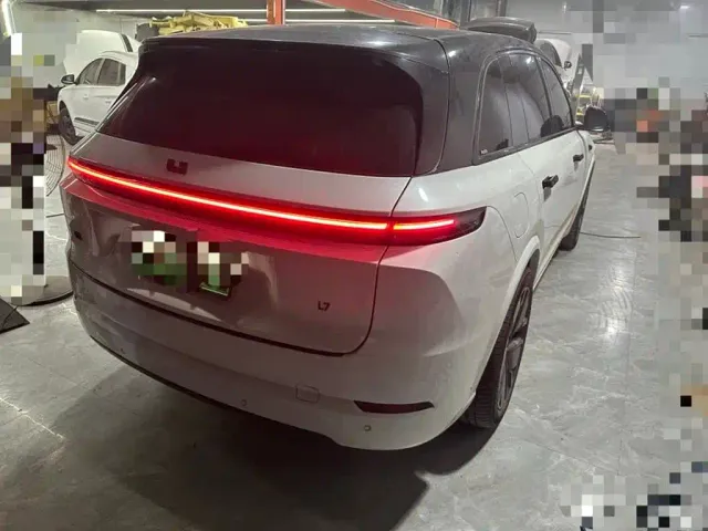 Li Auto L7 — Фото автомобиля 3
