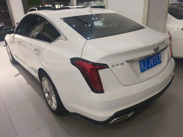 Cadillac CT5 — Фото автомобиля 13