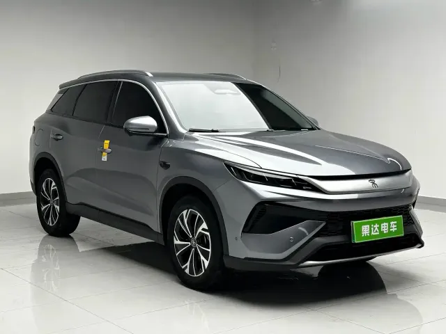 BYD Song Pro — Фото автомобиля 3