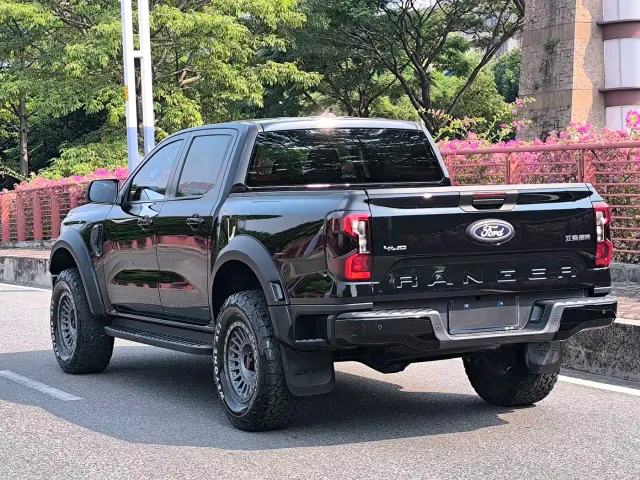 Ford Ranger — Фото автомобиля 4