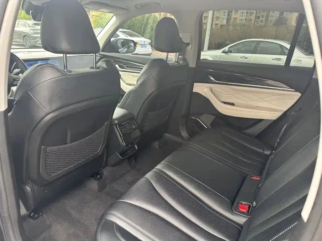 Geely Xingyue L — Фото автомобиля 5