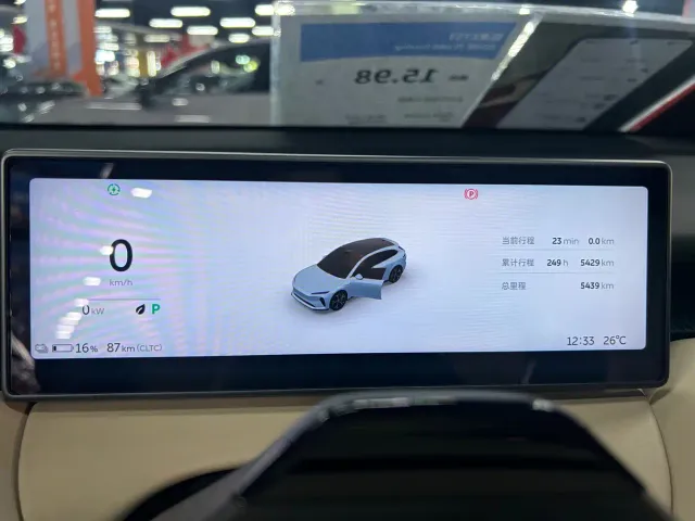 Nio ET5 Touring — Фото автомобиля 15