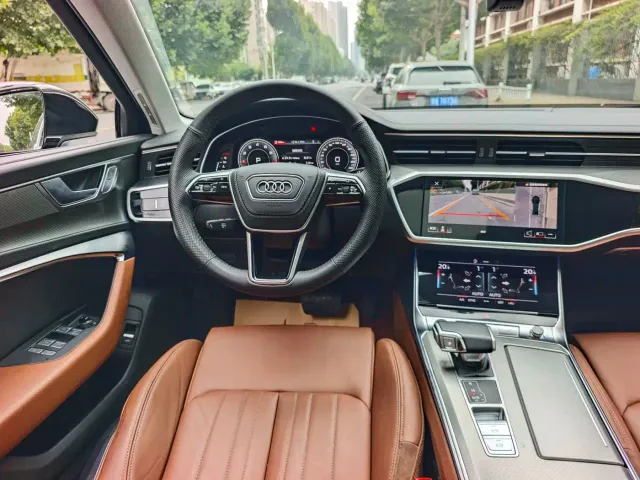 Audi A6L — Фото автомобиля 4