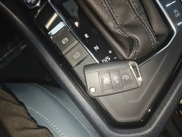 Volkswagen Tharu — Фото автомобиля 8