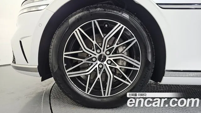 Genesis G90 RS4 — Фото автомобиля 5