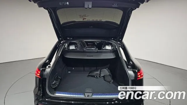 Audi Q5 40 TFSI quattro Sportback S Line — Фото автомобиля 18