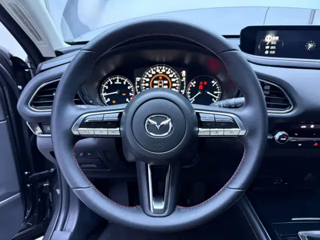 Mazda CX-30 — Фото автомобиля 11