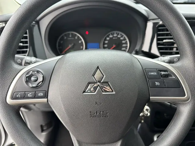 Mitsubishi Outlander — Фото автомобиля 14