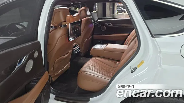 Genesis G80 Бензин 2.5 турбо AWD — Фото автомобиля 11