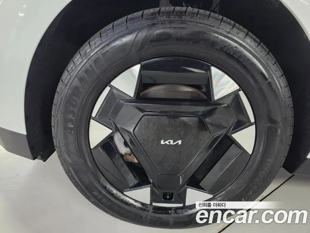 Kia Carnival — Фото автомобиля 15