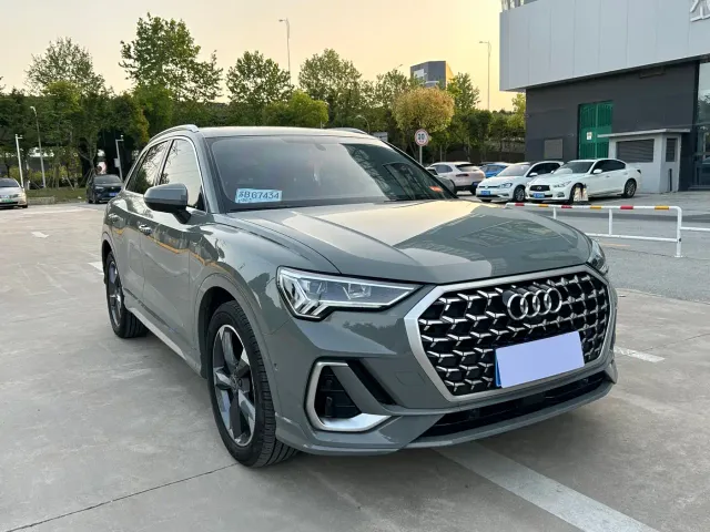 Audi Q3 — Фото автомобиля 2