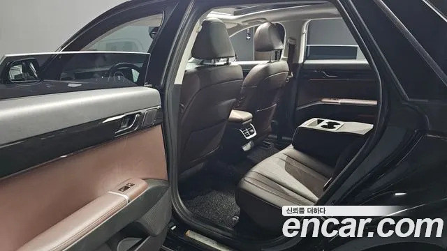 Hyundai Grandeur GN7 — Фото автомобиля 12