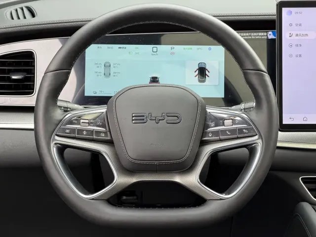 BYD Sealion 07 EV — Фото автомобиля 6