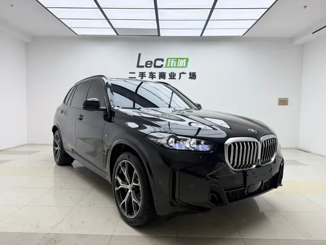 BMW X5 — Фото автомобиля 2
