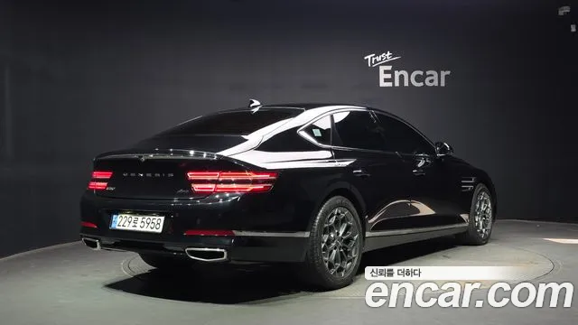 Genesis G80 RG3 — Фото автомобиля 2
