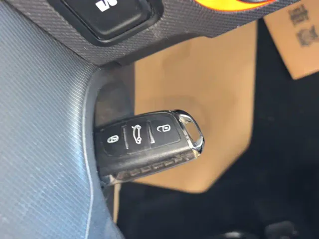 Wuling Hongguang Mini EV — Фото автомобиля 8