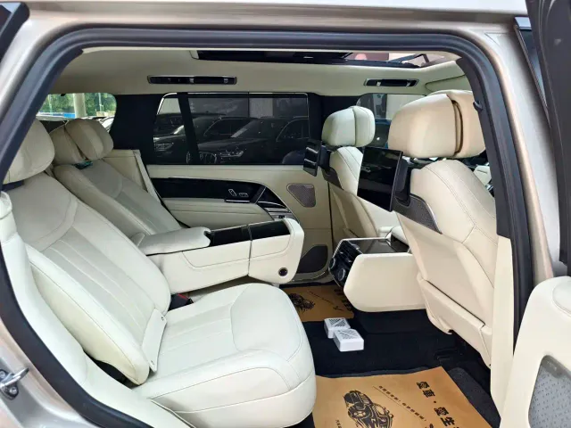 Land Rover Range Rover — Фото автомобиля 7