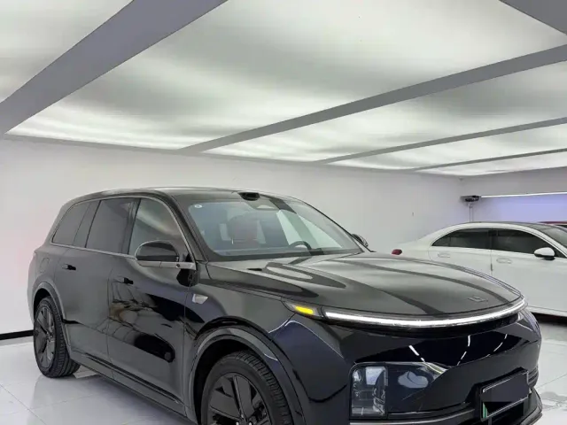 Li Auto L9 — Фото автомобиля 3
