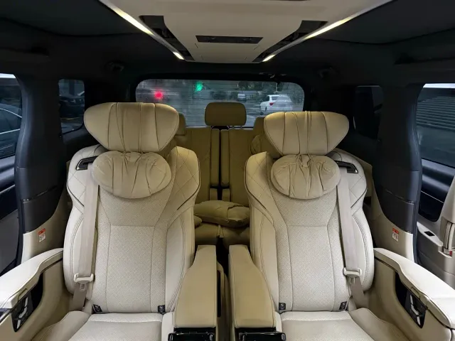 Toyota Alphard — Фото автомобиля 7
