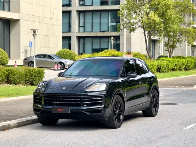 Фотография автомобиля — Porsche Cayenne