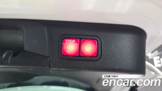 Mercedes-Benz EQB — Фото автомобиля 15